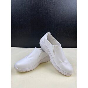 Hawkwell Women's White Nursing Shoes / Slip ons Size 8 SKU 4974